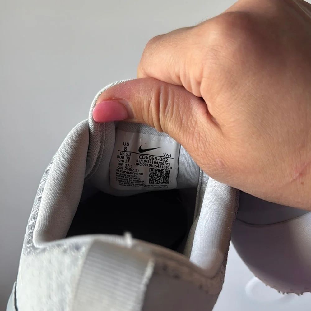 New Nike Golf Women's White Athletic Shoes size 8 - Picture 5 of 5